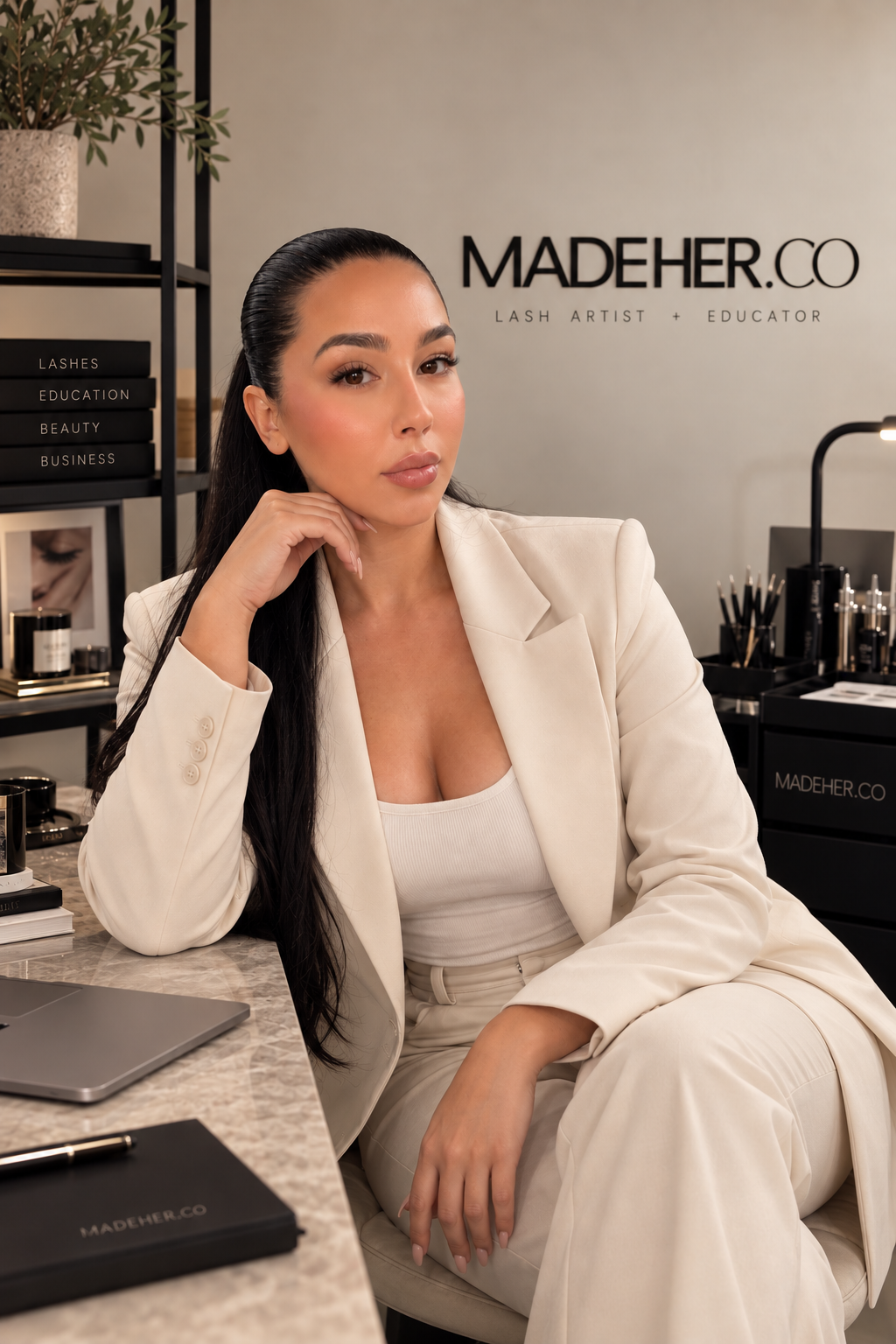 Jessie, founder and lash educator at MadeHer.co
